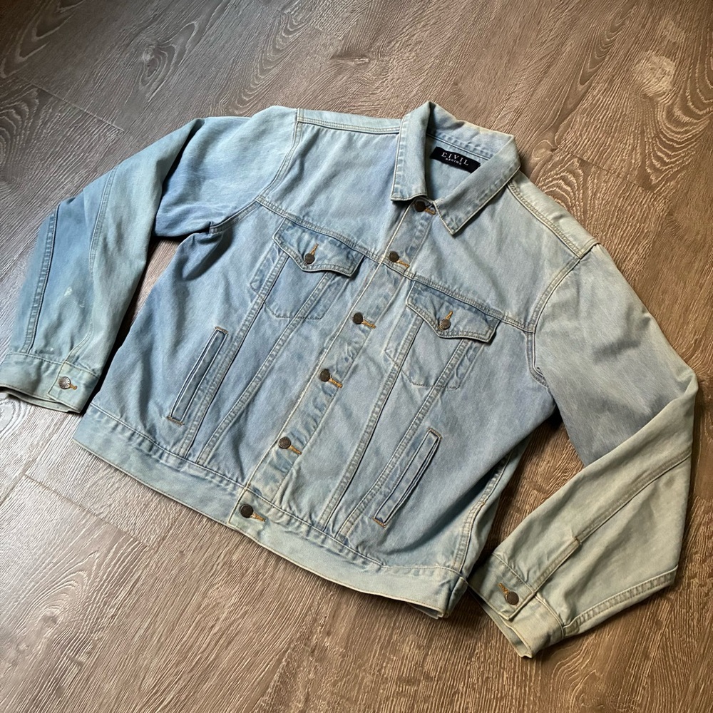 Civil Regime Light Wash Denim Trucker Jacket Size Medium